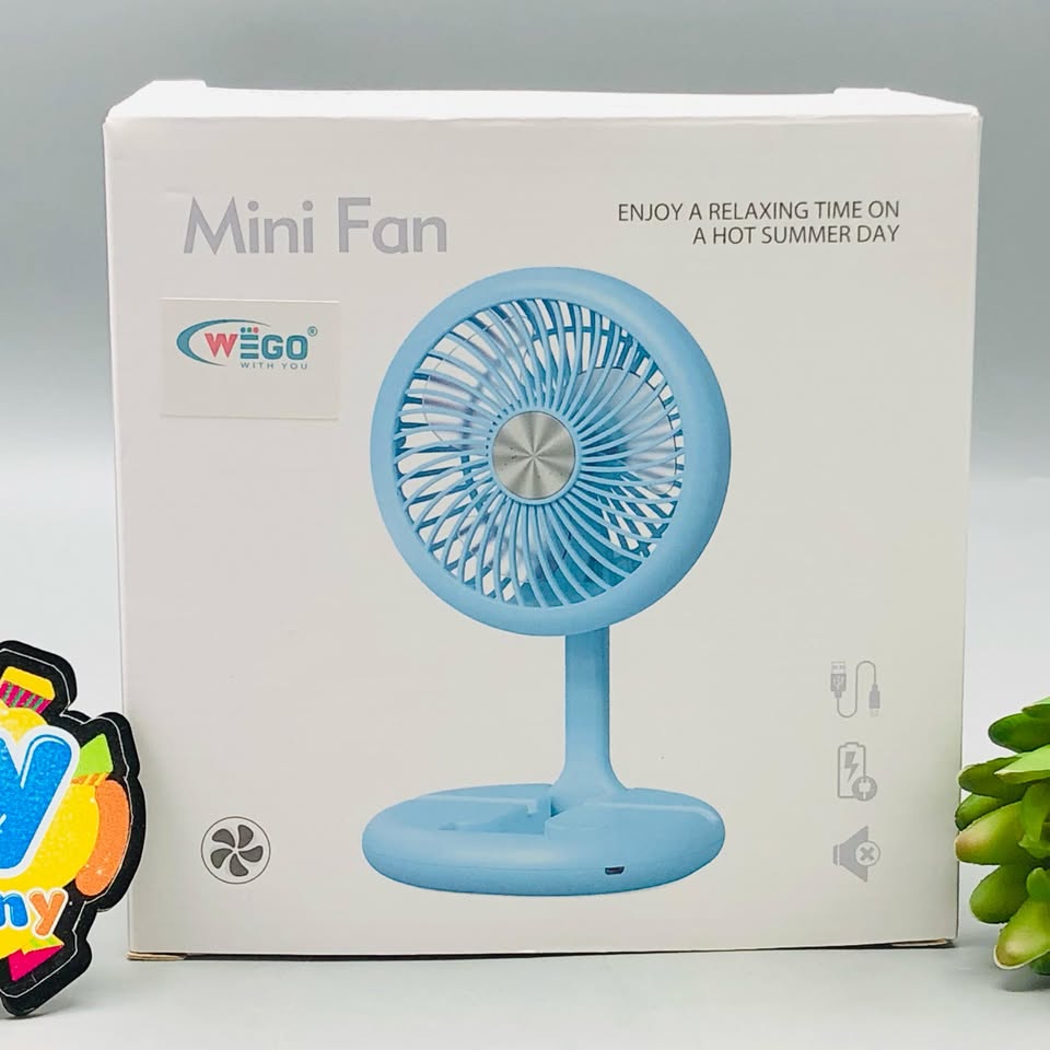 Rechargeable & Foldable Three Speed Desktop Fan With Light